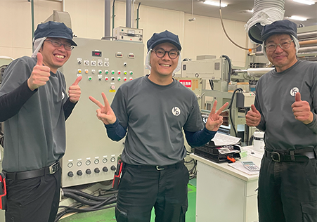 江南ラミネートで働く人々